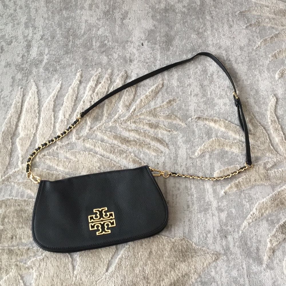 Black Tory Burch shoulder bag w/ gold chain